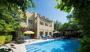 Продажа Вилла The Lakes