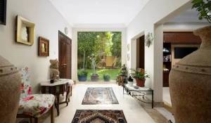 Продажа Вилла The Lakes