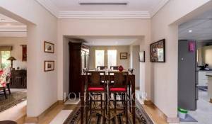 Продажа Вилла The Lakes