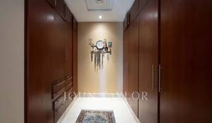 Продажа Вилла The Lakes