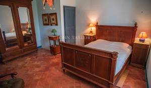 Продажа Винодельческое поместье L'Isle-sur-la-Sorgue
