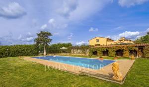 Продажа Винодельческое поместье Siena