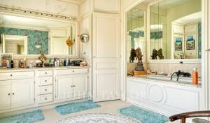Продажа Замок Chantilly