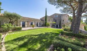 Продажа Замок Joucas