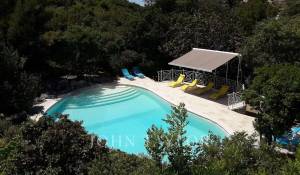 Продажа Замок Marseille 9ème