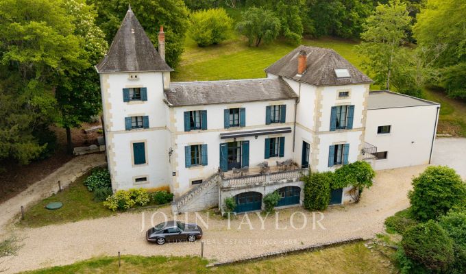 Продажа Замок Périgueux
