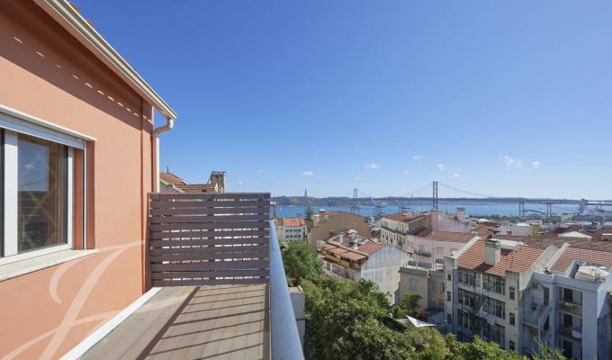 Продажа Здание Lisboa