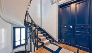 Продажа Здание Paris 17ème