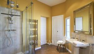 Сезонная аренда Поместье Cannes