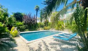 Сезонная аренда Поместье Cannes