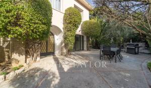 Сезонная аренда Поместье Cannes