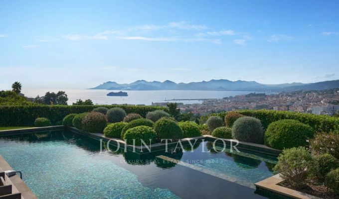 Сезонная аренда Поместье Cannes