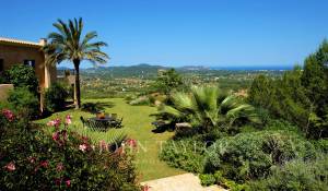Сезонная аренда Вилла Santa Eularia des Riu