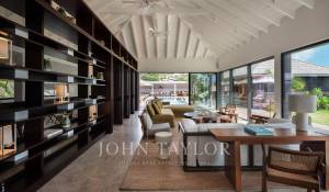 Сезонная аренда Вилла Toiny